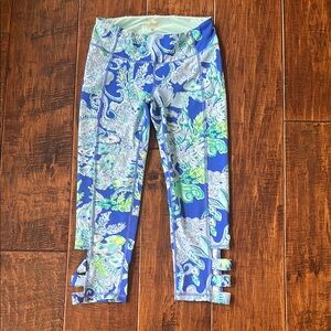 Lilly Pulitzer Luxletic Blue and Green Leggings Vibrant Abstract Print